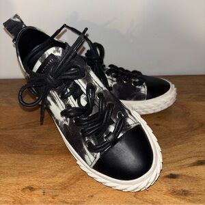 Giuseppe Zanotti, blabber canvas, Leather Black and White Sneakers 36.5
